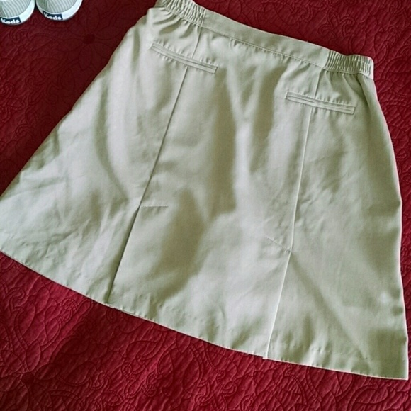 5/$25  petite khaki skort, school uniform - Picture 2 of 7
